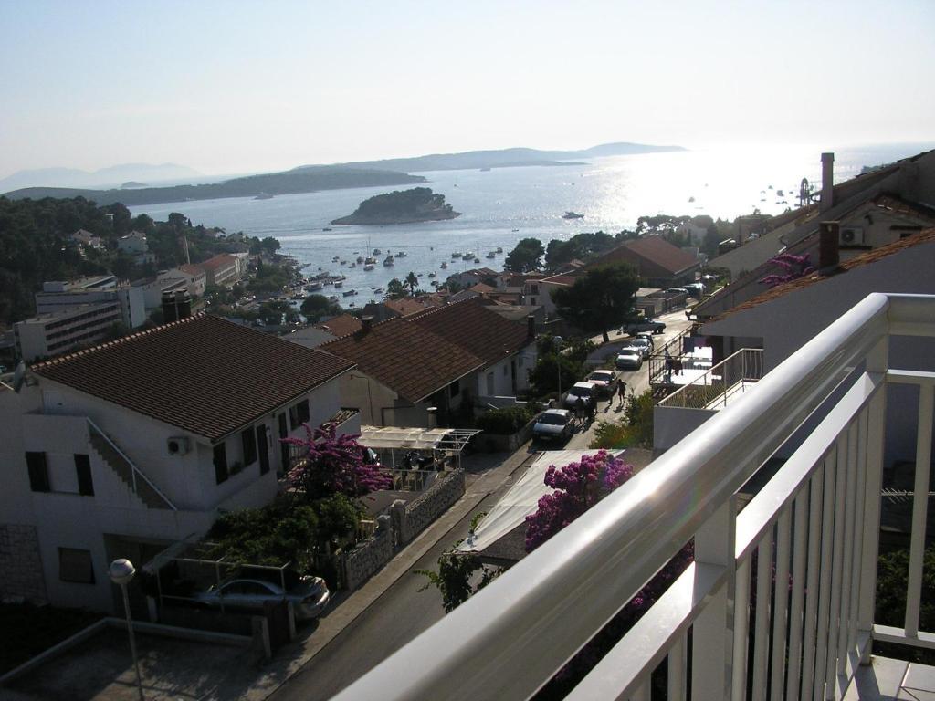 Apartments Slijepcevic Hvar Town Quarto foto